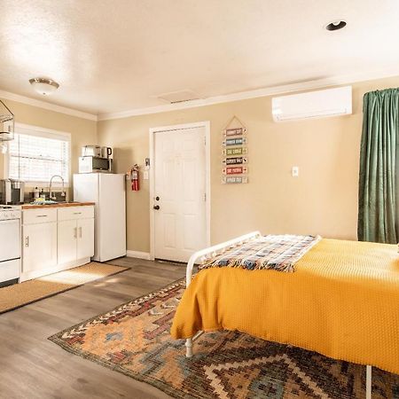 Lakewood Cabins 빅 베어 레이크 외부 사진