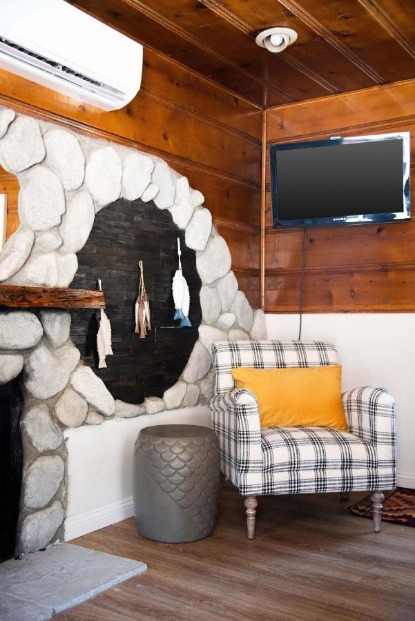 Lakewood Cabins 빅 베어 레이크 외부 사진