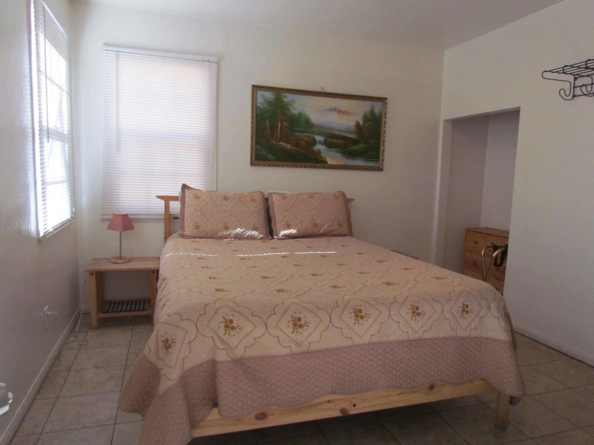 Lakewood Cabins 빅 베어 레이크 외부 사진