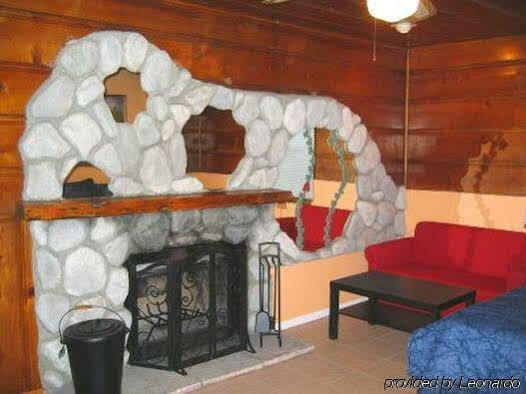 Lakewood Cabins 빅 베어 레이크 외부 사진